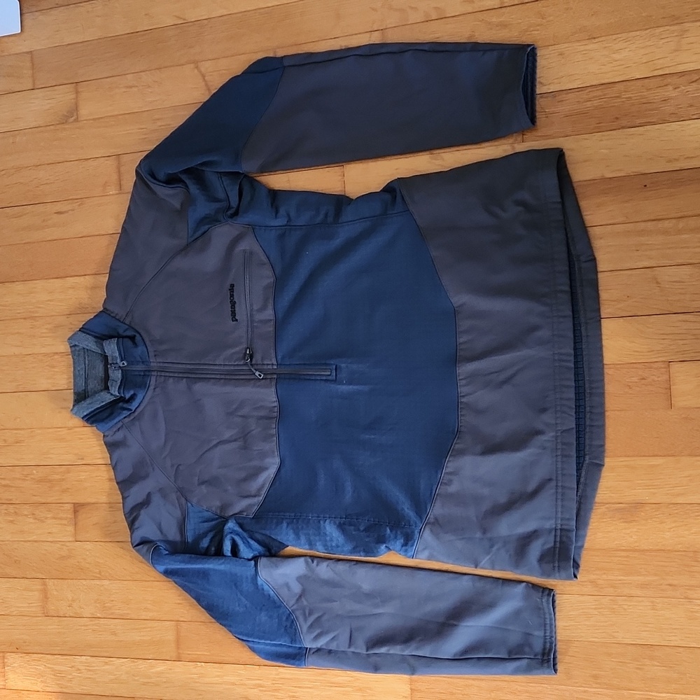 Patagonia Men's Pullover Size Medium